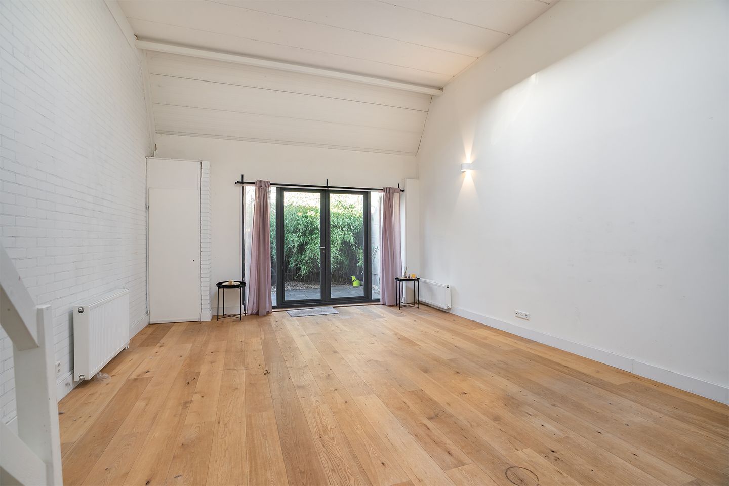 View photo 4 of Noordwal 329