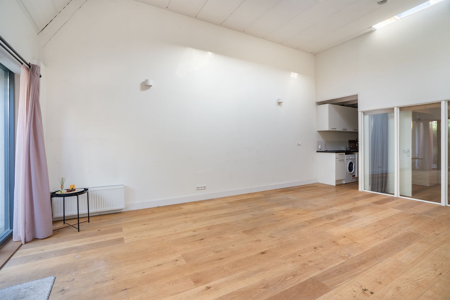 View photo 5 of Noordwal 329