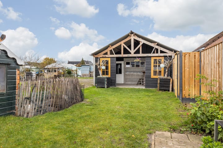 Photo 40 of Prinses Beatrixstraat 11