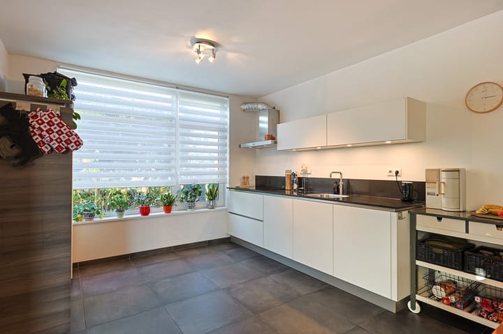 Photo 10 of van der Werffstraat 2