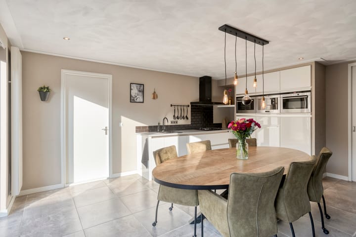 Photo 4 of Hoppad 10