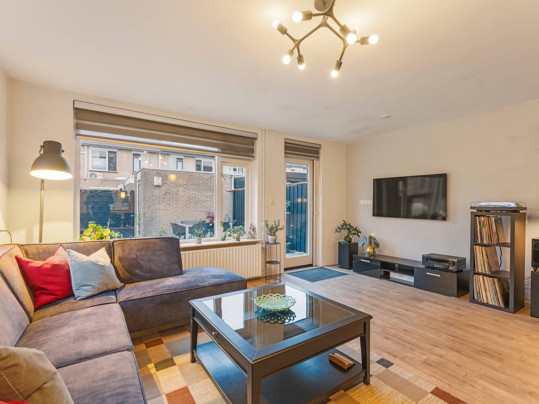 Foto 8 van Leeuwerikstraat 2