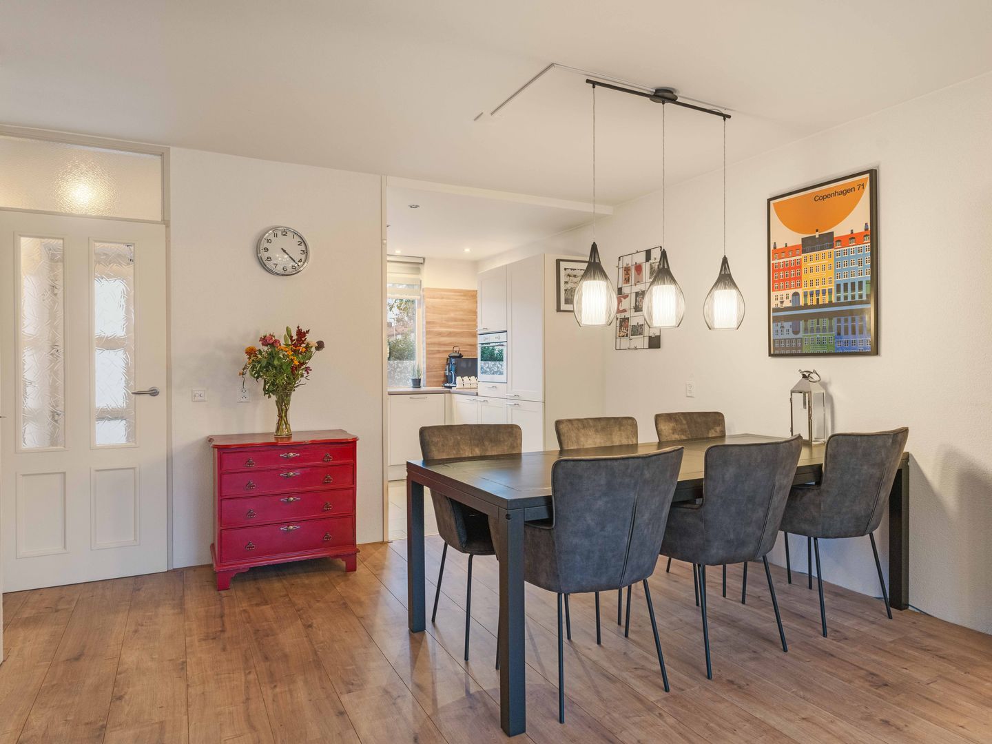 Foto 10 van Leeuwerikstraat 2