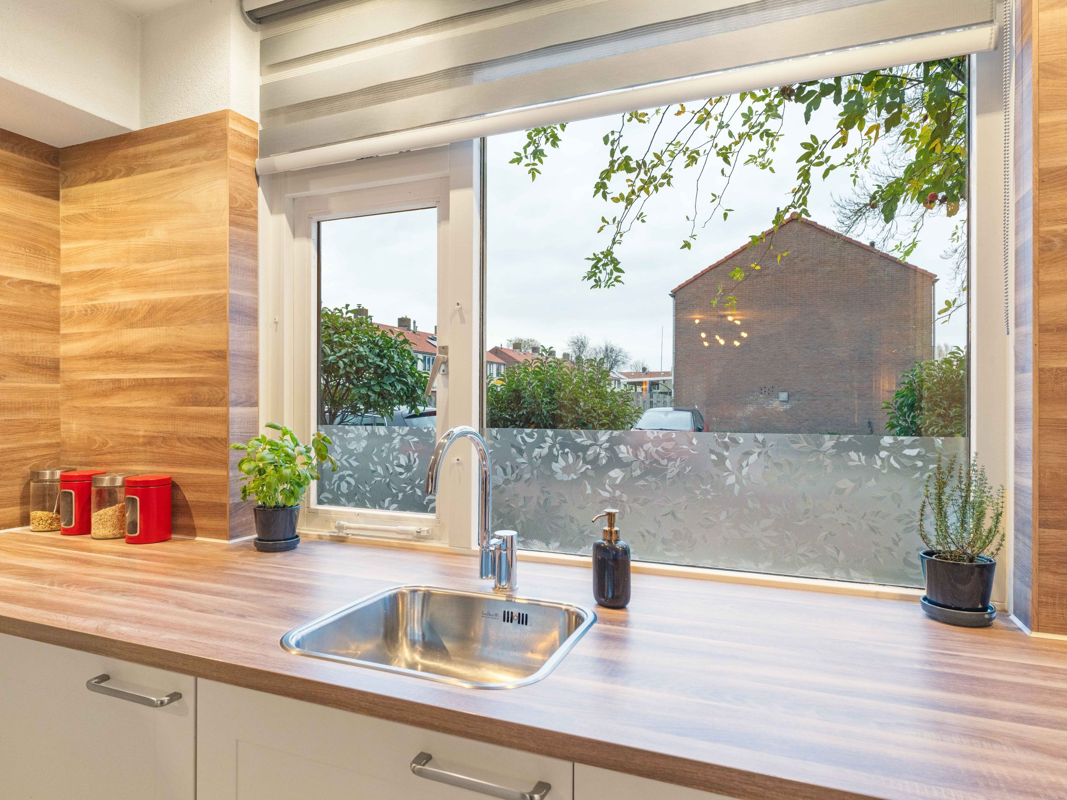 Foto 12 van Leeuwerikstraat 2