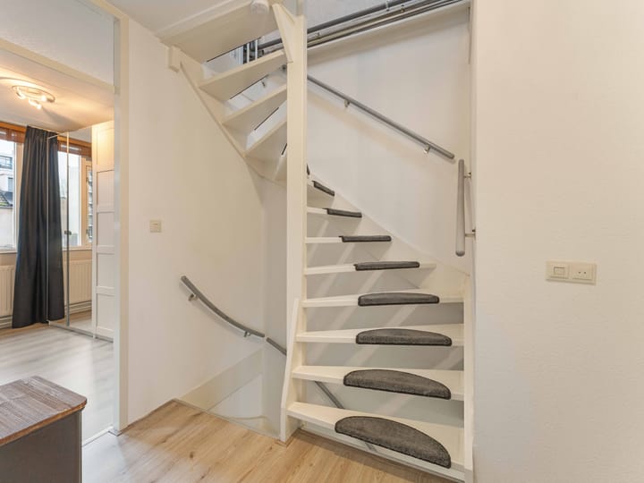 Foto 17 van Leeuwerikstraat 2