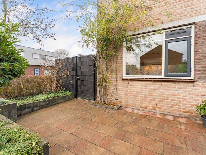 Foto 34 van Leeuwerikstraat 2