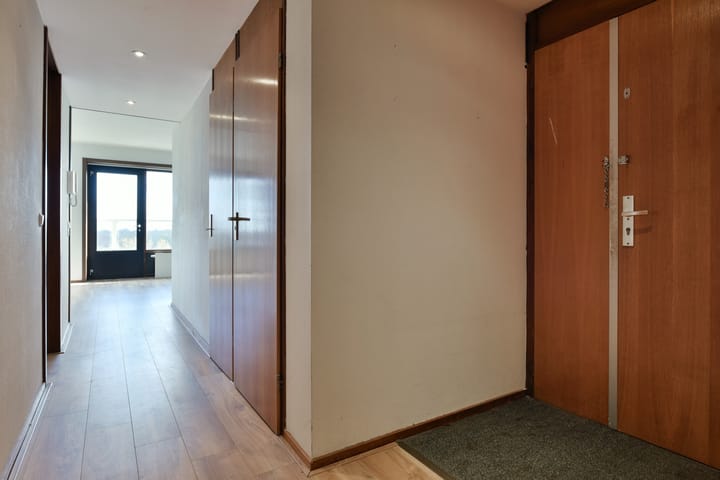 Photo 9 of Thamerhorn 72