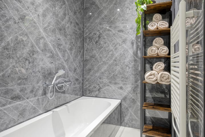 Photo 20 of Ribesstraat 17