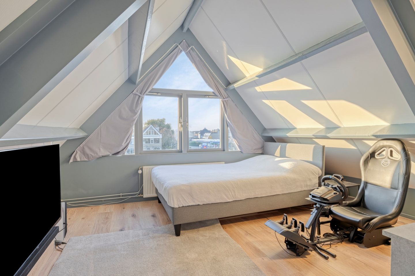 Foto 25 van Ribesstraat 17