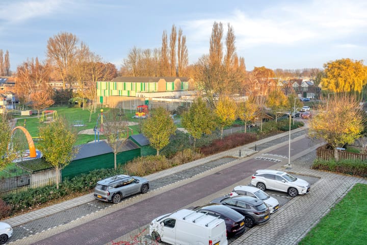 Photo 29 of Ribesstraat 17