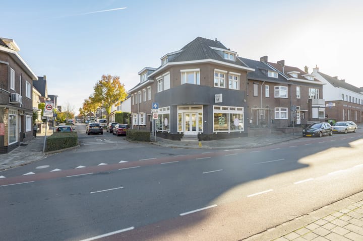 Photo 2 of Burg. Cremersstraat 27