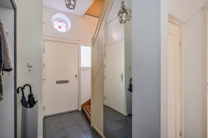 Photo 3 of Burg. Cremersstraat 27