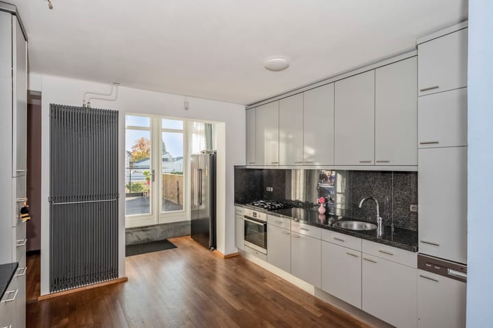 Photo 21 of Burg. Cremersstraat 27