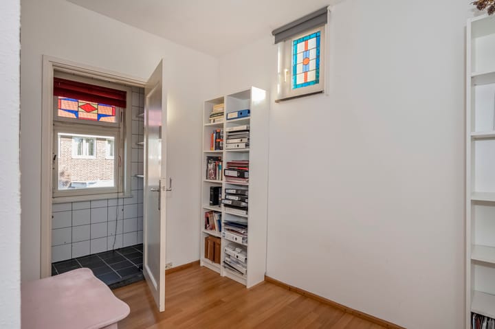 Photo 28 of Burg. Cremersstraat 27