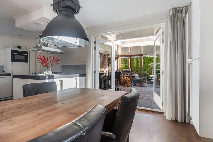 Foto 4 van Bernhardlaan 76