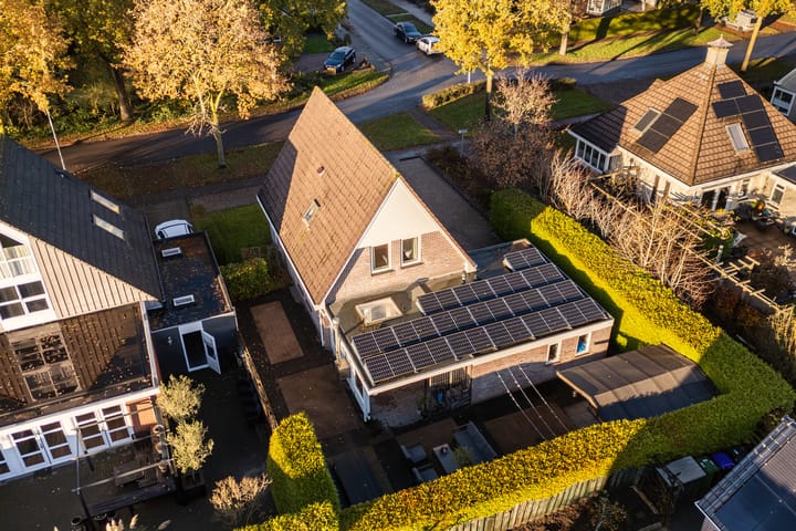 Foto 2 van Bernhardlaan 76