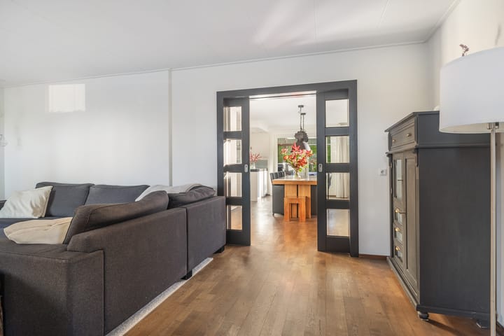 Foto 10 van Bernhardlaan 76