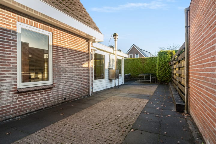 Foto 19 van Bernhardlaan 76