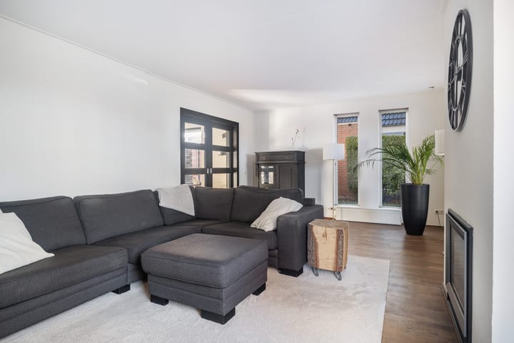 Foto 13 van Bernhardlaan 76