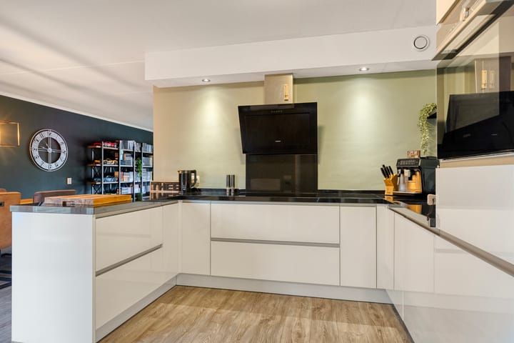 Foto 9 van Plataan 8