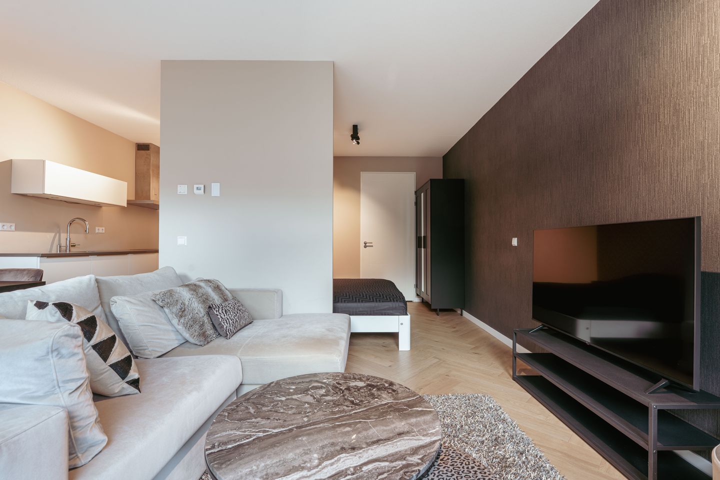 Foto 10 van Faas Wilkesstraat 389