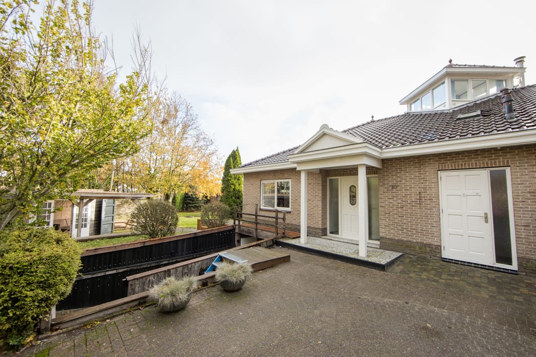 Photo 8 of Weersterweg 10-A