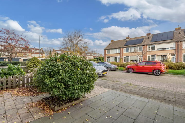 Photo 43 of Lekstraat 24