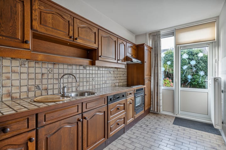 Photo 12 of Lekstraat 24