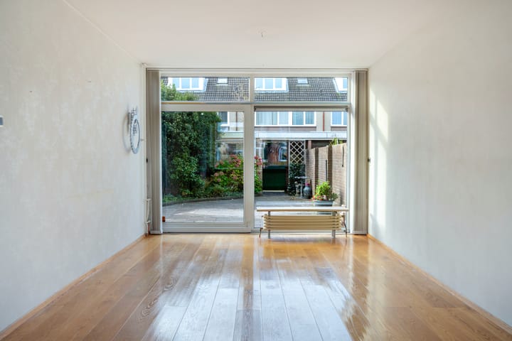 Photo 11 of Lekstraat 24