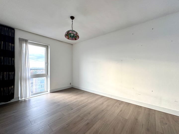 Photo 14 of Bermuda 102