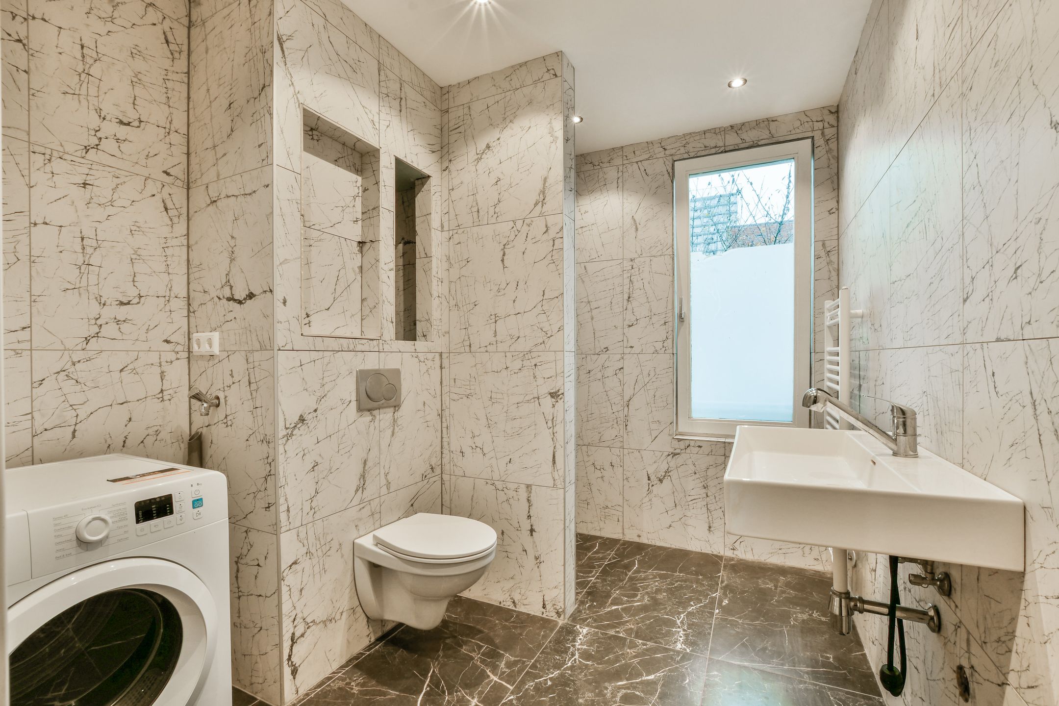 Photo 18 of Komijnstraat 41