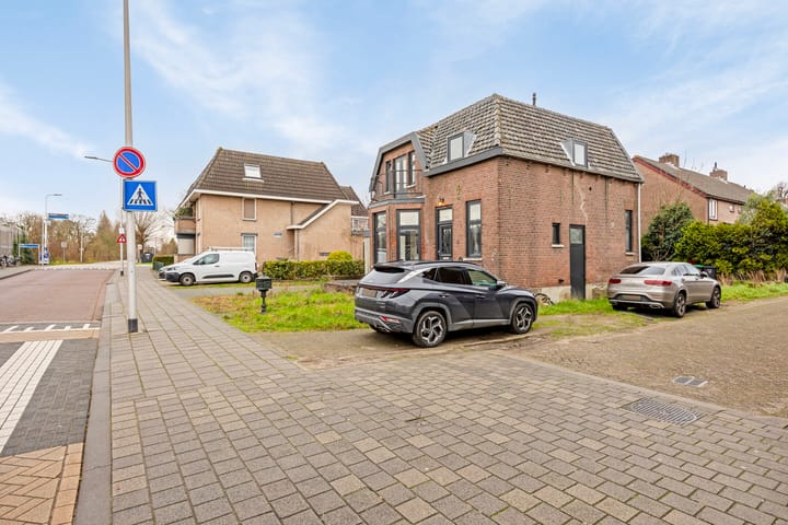 Foto 2 van Stationsstraat 2