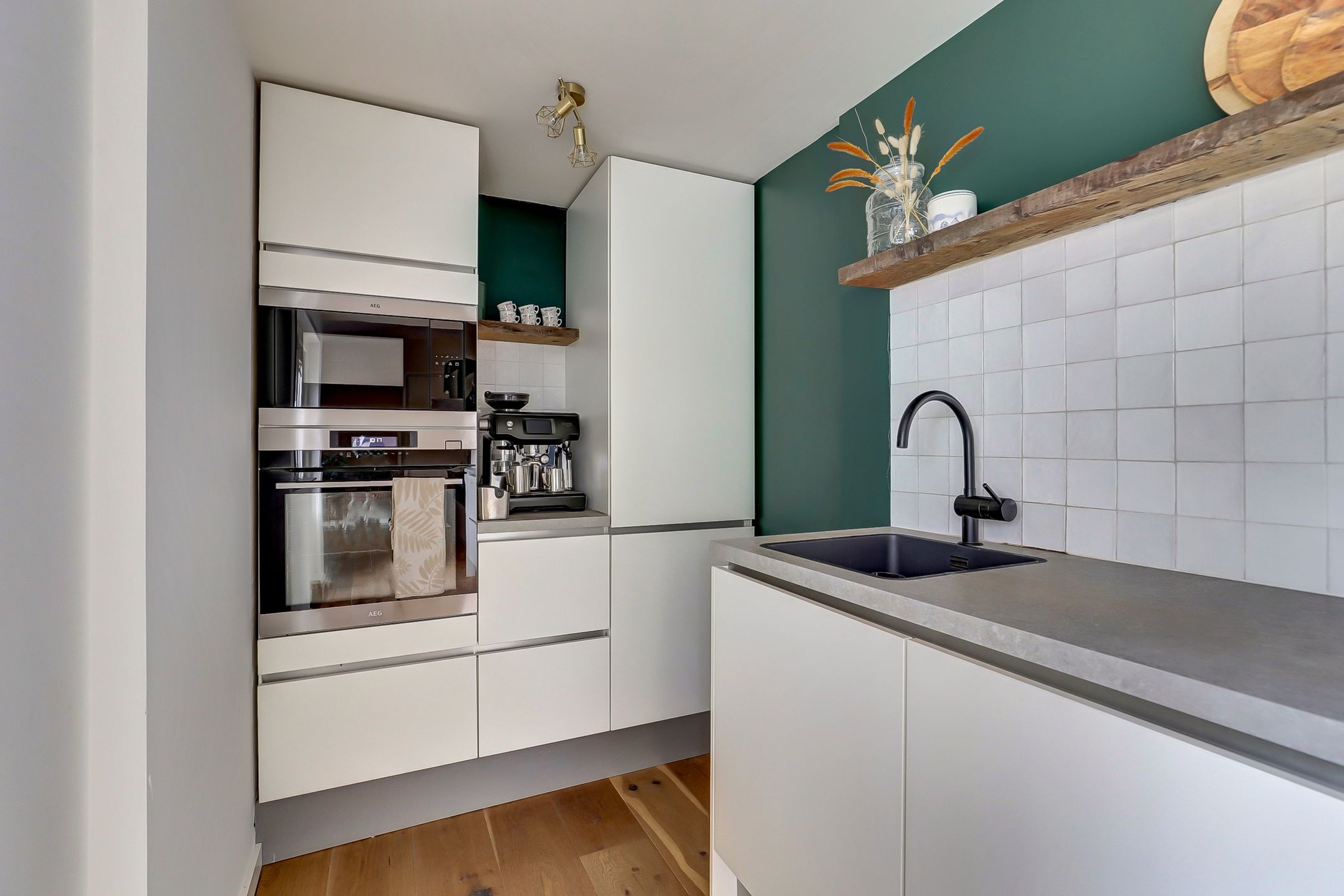 Foto 15 van Reggestraat 10