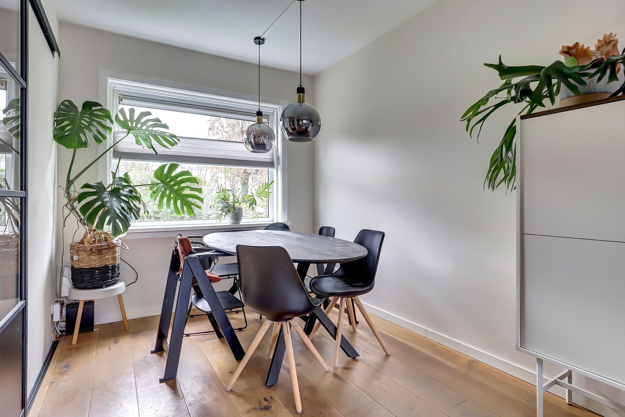 Foto 12 van Reggestraat 10