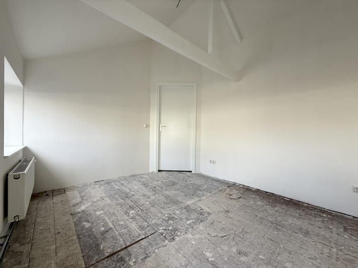 Photo 23 of Stuijvenburchstraat 2-B