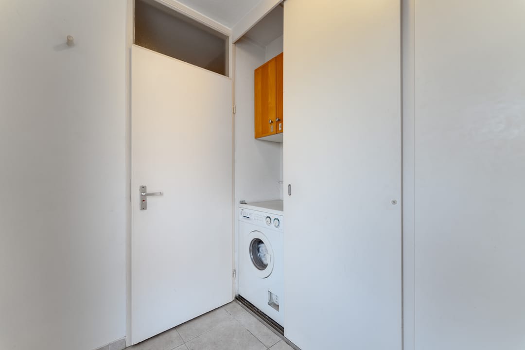 Photo 17 of Spaanse Galeien 104