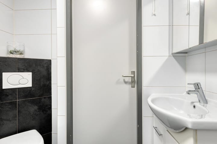 Photo 10 of van Borsselestraat 37