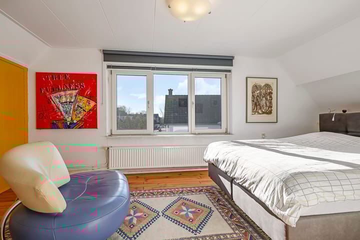 Photo 36 of Prins Bernhardstraat 2