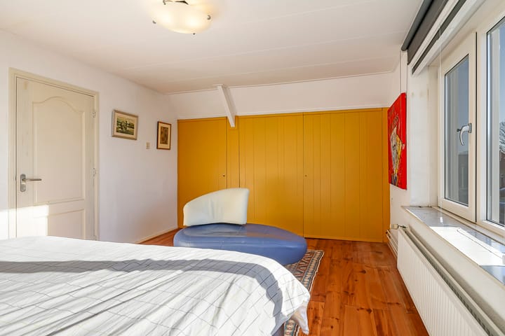 Photo 38 of Prins Bernhardstraat 2