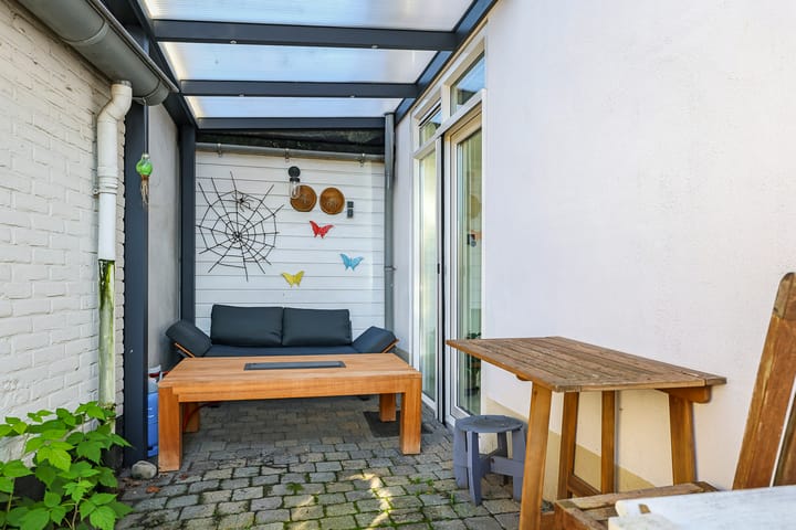 Photo 47 of Prins Bernhardstraat 2