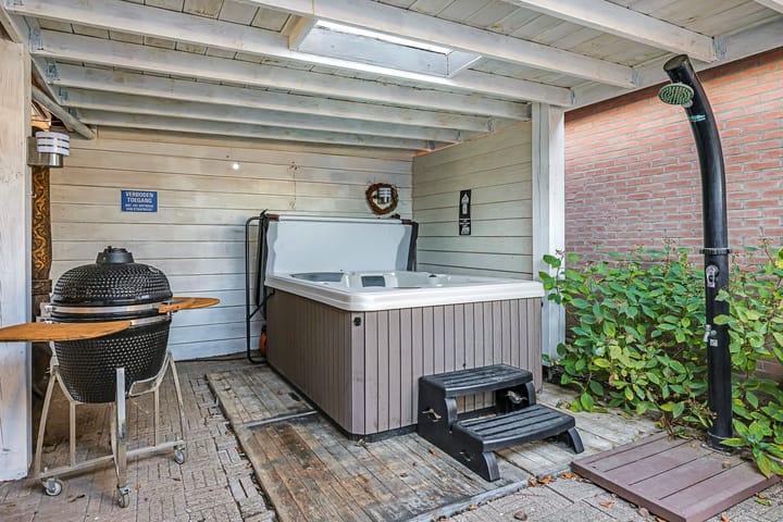 Photo 7 of Prins Bernhardstraat 2