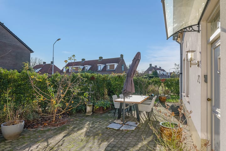 Photo 66 of Prins Bernhardstraat 2