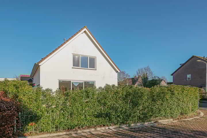 Photo 73 of Prins Bernhardstraat 2