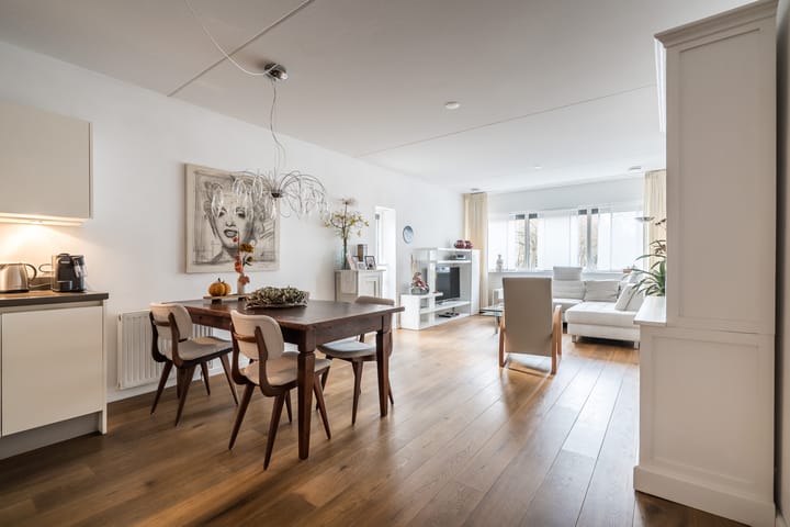 Foto 3 van Parallelweg 105