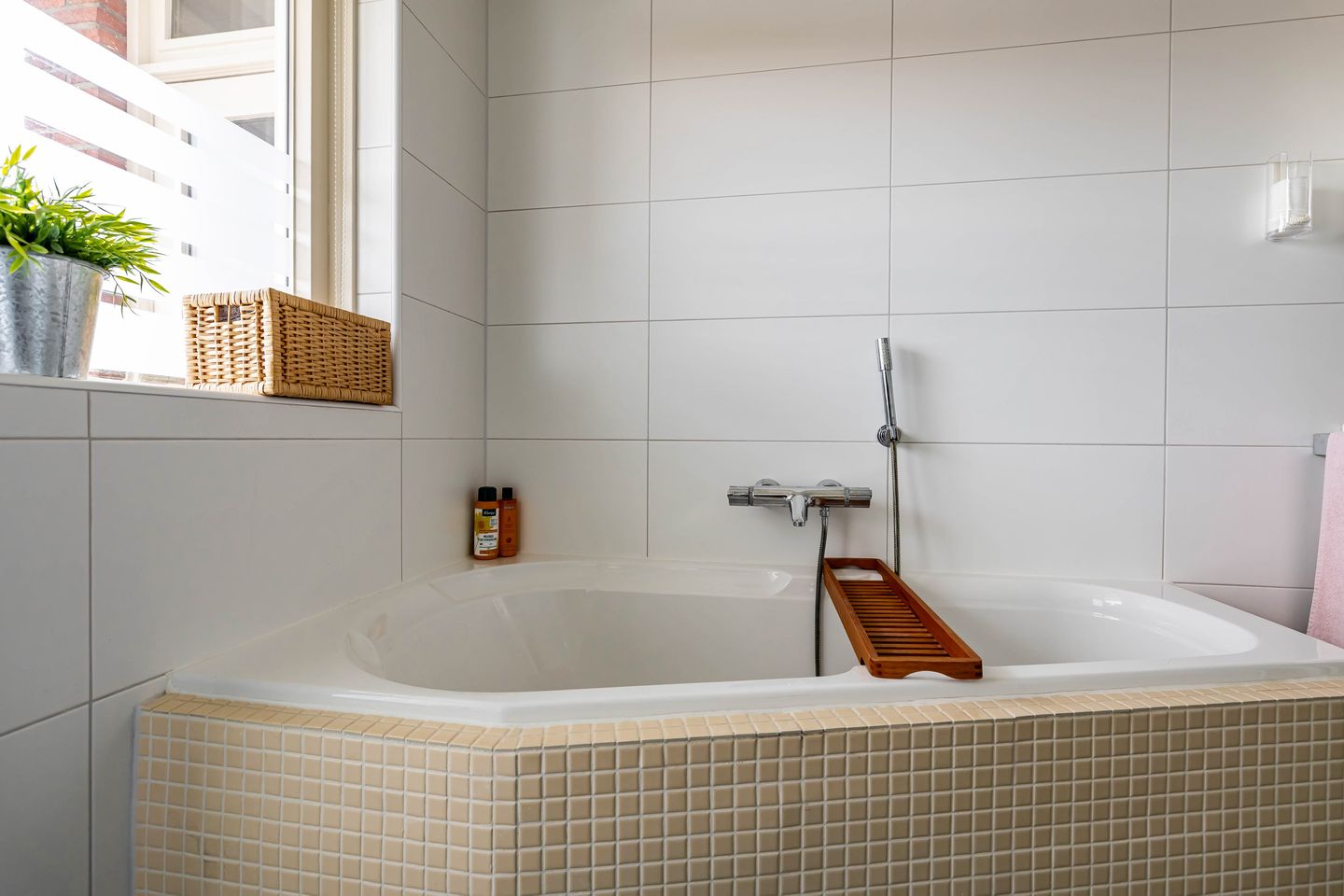 Photo 34 of Van Ketwich Verschuurlaan 62