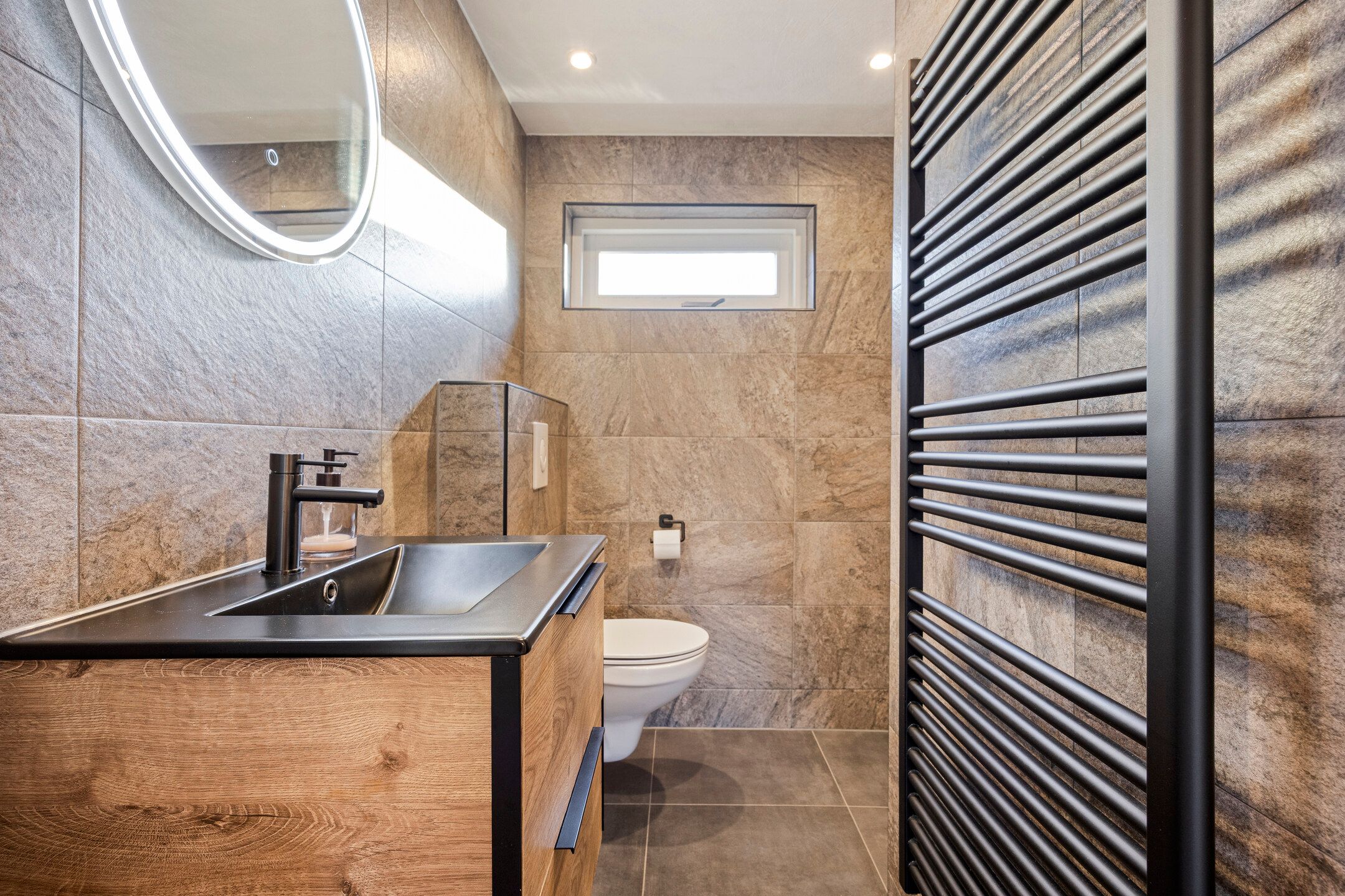 Photo 18 of Gruttostraat 4