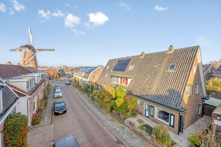 Photo 2 of Harnjesweg 47