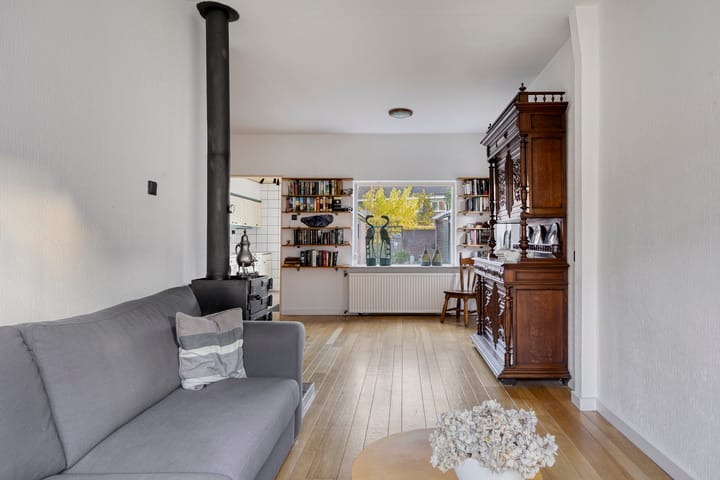 Photo 3 of Harnjesweg 47