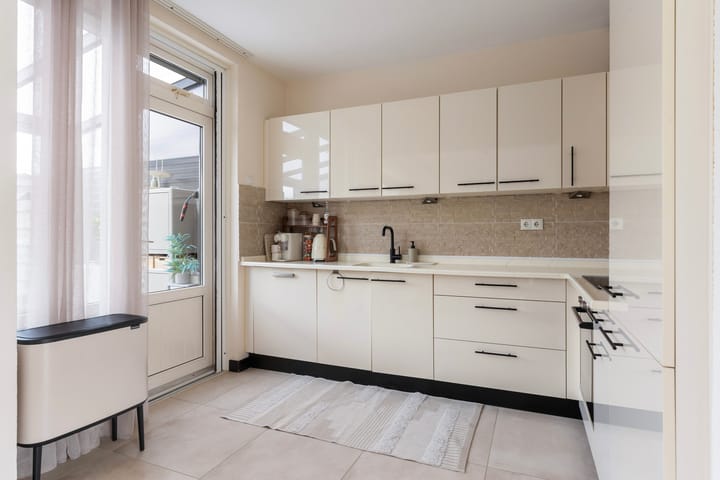 Photo 10 of Ptolemaeusstraat 5