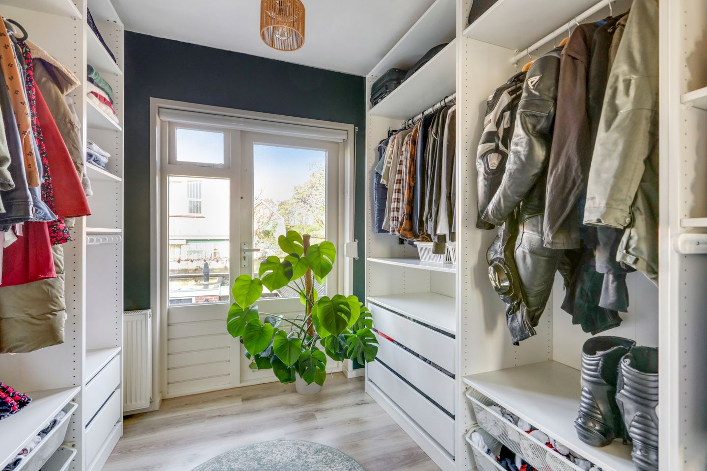 Foto 25 van Den Alst 23